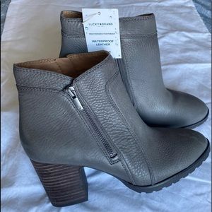LUCKY BRAND Waterproof Leather Ankle Boots size 10